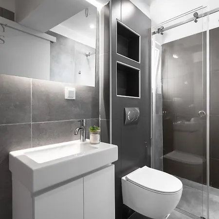Nephele Jacuzzi Suites, The Luxury Διαμέρισμα