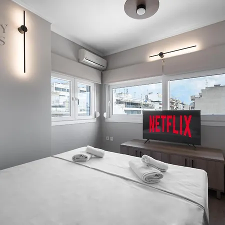 Διαμέρισμα Nephele Jacuzzi Suites, The Luxury *