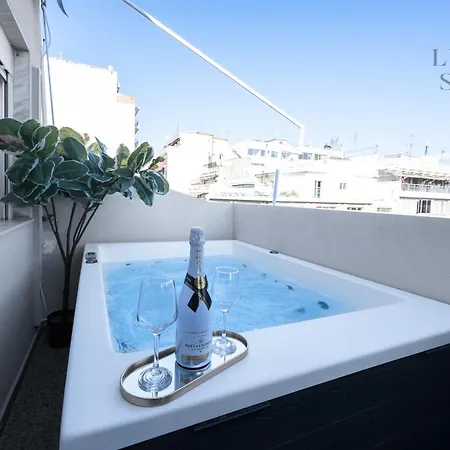 Nephele Jacuzzi Suites, The Luxury Θεσσαλονίκη